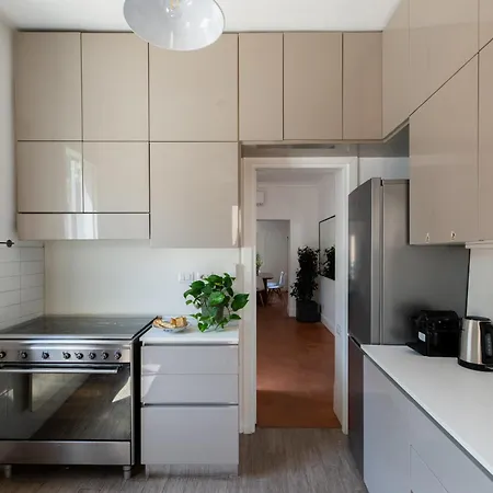 شقة Iflat Trastevere Stylish 4 Bedroom Penthouse