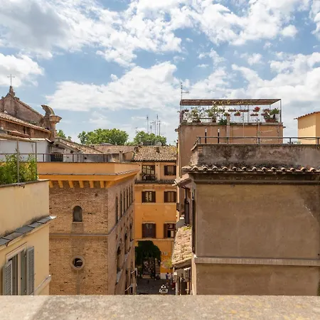 Iflat Trastevere Stylish 4 Bedroom Penthouse *