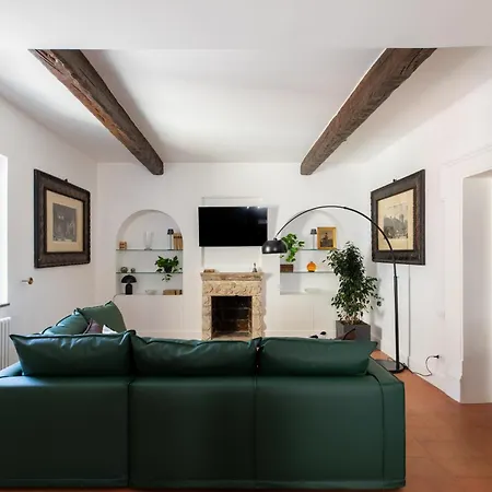 Iflat Trastevere Stylish 4 Bedroom Penthouse شقة *