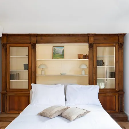 Iflat Trastevere Stylish 4 Bedroom Penthouse شقة روما