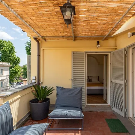 شقة Iflat Trastevere Stylish 4 Bedroom Penthouse