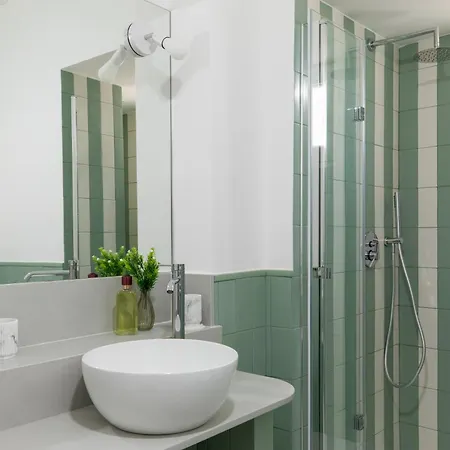 شقة Iflat Trastevere Stylish 4 Bedroom Penthouse